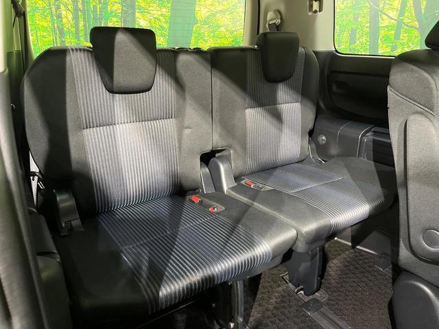 ヴォクシー ZS 煌II 寒冷地仕様 純正10インチナビ 両側電動ドア 衝突軽減装置 リアオートエアコン バックカメラ オートハイビーム 純正16インチアルミ LEDヘッド ETC オートライト フルセグ Bluetooth(11枚目)