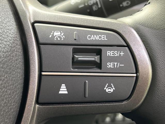 フリード e:HEVクロスター 登録済未使用車 寒冷地仕様 両側電動スライド ホンダセンシング レーダークルーズ コーナーセンサー ブラインドスポット シートヒーター LEDヘッド オートライト オートエアコン(7枚目)