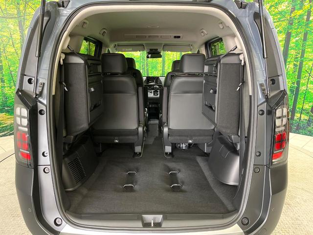 フリード e:HEVクロスター 登録済未使用車 寒冷地仕様 両側電動スライド ホンダセンシング レーダークルーズ コーナーセンサー ブラインドスポット シートヒーター LEDヘッド オートライト オートエアコン(12枚目)