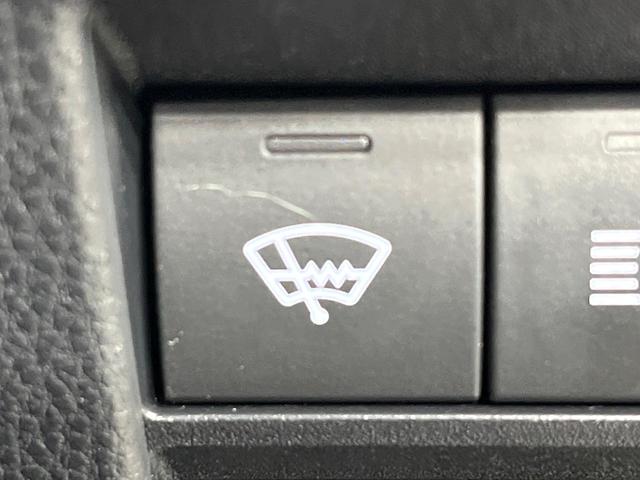 ヴォクシー S-Z 両側電動スライド 寒冷地仕様 後席モニター 衝突被害軽減 ブラインドスポットモニター バックカメラ レーダークルーズ コーナーセンサー ハーフレザーシート シートヒーター LEDヘッド ETC(3枚目)