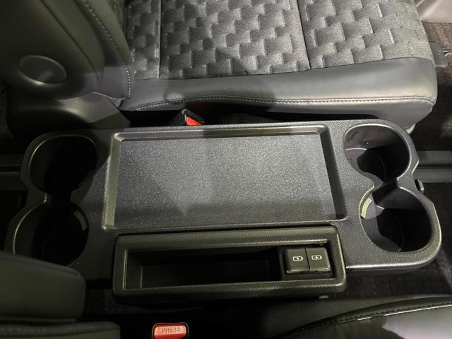 ヴォクシー S-Z 両側電動スライド 寒冷地仕様 後席モニター 衝突被害軽減 ブラインドスポットモニター バックカメラ レーダークルーズ コーナーセンサー ハーフレザーシート シートヒーター LEDヘッド ETC(45枚目)