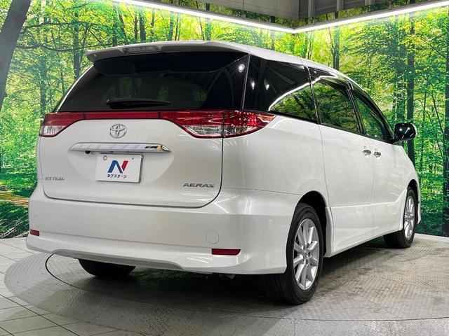 エスティマ ２．４アエラス　Ｇエディション　両側電動ドア　パナソニックナビ　バックカメラ　オットマン　ＨＩＤヘッド　オートライト　クルーズコントロール　オートライト　フルセグ　スマートキー　ＥＴＣ（18枚目）
