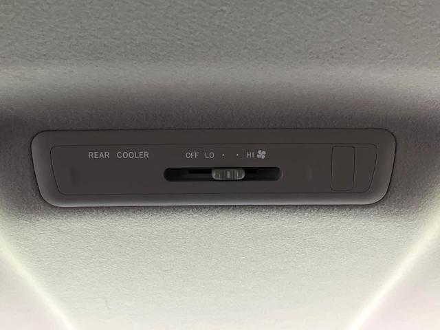 エスティマ ２．４アエラス　Ｇエディション　両側電動ドア　パナソニックナビ　バックカメラ　オットマン　ＨＩＤヘッド　オートライト　クルーズコントロール　オートライト　フルセグ　スマートキー　ＥＴＣ（37枚目）