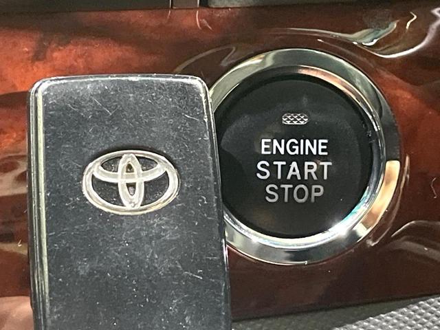 エスティマ ２．４アエラス　Ｇエディション　両側電動ドア　パナソニックナビ　バックカメラ　オットマン　ＨＩＤヘッド　オートライト　クルーズコントロール　オートライト　フルセグ　スマートキー　ＥＴＣ（57枚目）