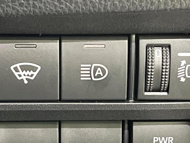 ノア S-Z 寒冷地仕様 純正ナビ付DA バックカメラ 両側電動スライド 衝突被害軽減 レーダークルーズ コーナーセンサー ハーフレザーシート シートヒーター LEDヘッド オートハイビーム フルセグ/CD/DVD(55枚目)