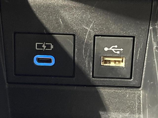 ノア S-Z 寒冷地仕様 純正ナビ付DA バックカメラ 両側電動スライド 衝突被害軽減 レーダークルーズ コーナーセンサー ハーフレザーシート シートヒーター LEDヘッド オートハイビーム フルセグ/CD/DVD(63枚目)