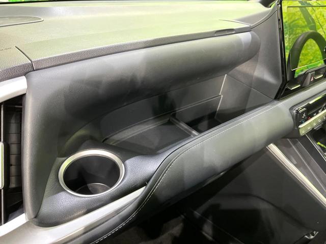 ノア S-Z 寒冷地仕様 純正ナビ付DA バックカメラ 両側電動スライド 衝突被害軽減 レーダークルーズ コーナーセンサー ハーフレザーシート シートヒーター LEDヘッド オートハイビーム フルセグ/CD/DVD(68枚目)