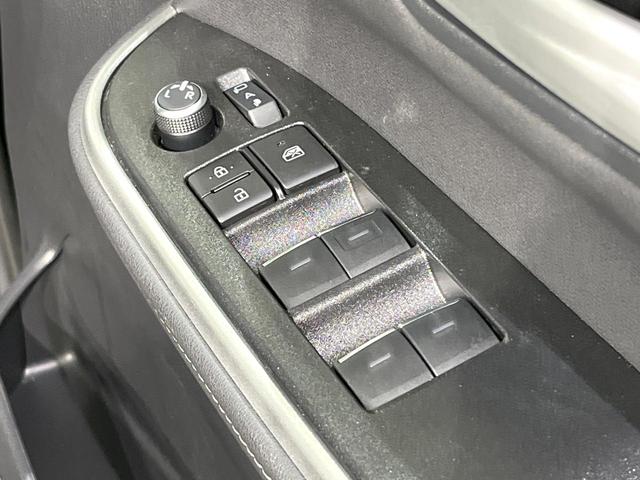 ノア S-Z 寒冷地仕様 純正ナビ付DA バックカメラ 両側電動スライド 衝突被害軽減 レーダークルーズ コーナーセンサー ハーフレザーシート シートヒーター LEDヘッド オートハイビーム フルセグ/CD/DVD(71枚目)