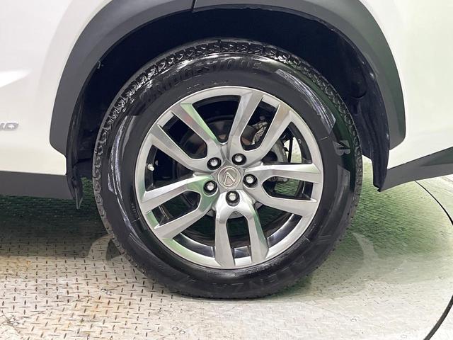 NX NX300h バージョンL マークレビンソン サンルーフ 全周囲カメラ 純正ナビ ブラインドスポット 衝突被害軽減 レーダークルーズ 電動リアゲート シートベンチレーション メモリー付パワーシート オートハイビーム(25枚目)