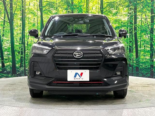 ��D�]�𒸂��Ă���܂��{�f�B�R�[�g���D�]��t���B�������x�̃K���X�疌�ŝ����͂������A�㎿�ȃc���E����������B���O����_���J�����؂Ȉ��Ԃ�ی삵�A�F�����E�򉻂�h�~�B