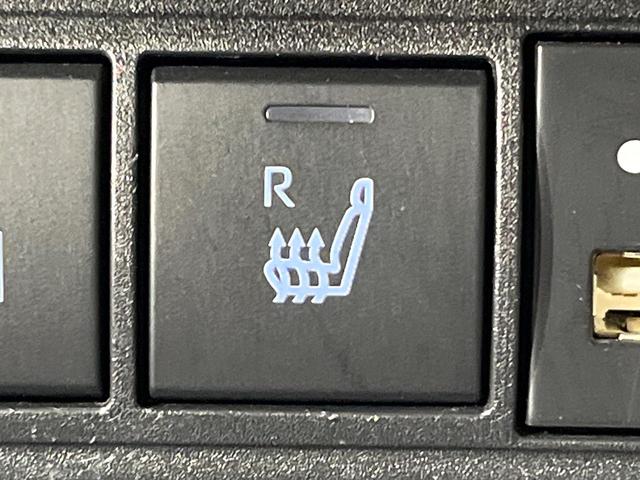 ヤリスクロス ハイブリッドＺ　純正ナビ付８型ＤＡ　バックカメラ　セーフティセンス　レーダークルーズ　車線逸脱警報　オートハイビーム　コーナーセンサー　ＬＥＤヘッド　オートライト　シートヒーター　パワーシート（8枚目）