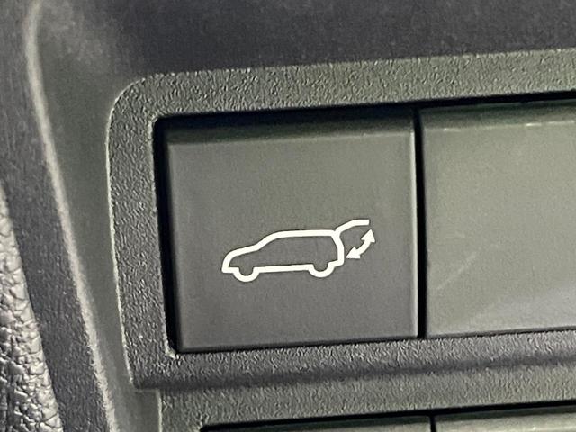 ヤリスクロス ハイブリッドＺ　純正ナビ付８型ＤＡ　バックカメラ　セーフティセンス　レーダークルーズ　車線逸脱警報　オートハイビーム　コーナーセンサー　ＬＥＤヘッド　オートライト　シートヒーター　パワーシート（9枚目）