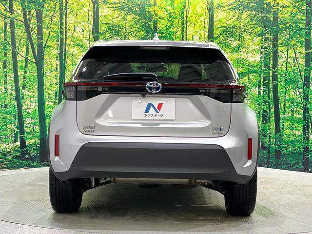 ヤリスクロス ハイブリッドＺ　純正ナビ付８型ＤＡ　バックカメラ　セーフティセンス　レーダークルーズ　車線逸脱警報　オートハイビーム　コーナーセンサー　ＬＥＤヘッド　オートライト　シートヒーター　パワーシート（16枚目）