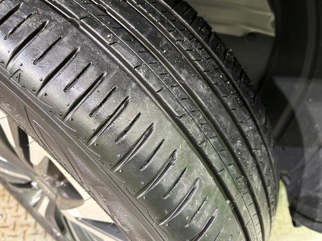 ヤリスクロス ハイブリッドＺ　純正ナビ付８型ＤＡ　バックカメラ　セーフティセンス　レーダークルーズ　車線逸脱警報　オートハイビーム　コーナーセンサー　ＬＥＤヘッド　オートライト　シートヒーター　パワーシート（26枚目）