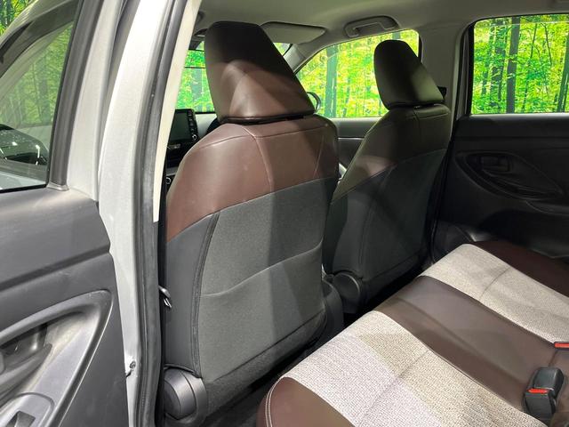 ヤリスクロス ハイブリッドＺ　純正ナビ付８型ＤＡ　バックカメラ　セーフティセンス　レーダークルーズ　車線逸脱警報　オートハイビーム　コーナーセンサー　ＬＥＤヘッド　オートライト　シートヒーター　パワーシート（43枚目）