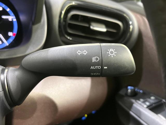 ヤリスクロス ハイブリッドＺ　純正ナビ付８型ＤＡ　バックカメラ　セーフティセンス　レーダークルーズ　車線逸脱警報　オートハイビーム　コーナーセンサー　ＬＥＤヘッド　オートライト　シートヒーター　パワーシート（54枚目）