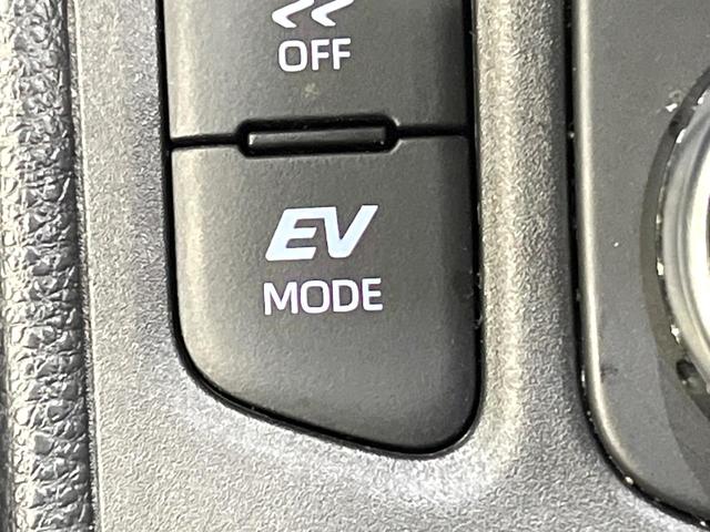 ヤリスクロス ハイブリッドＺ　純正ナビ付８型ＤＡ　バックカメラ　セーフティセンス　レーダークルーズ　車線逸脱警報　オートハイビーム　コーナーセンサー　ＬＥＤヘッド　オートライト　シートヒーター　パワーシート（65枚目）