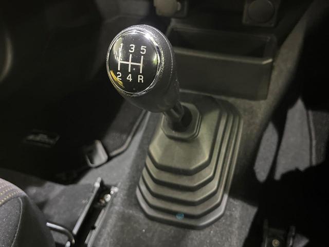 ジムニーシエラ ＪＣ　５速ＭＴ　セーフティサポート　クルーズコントロール　車線逸脱警報　オートハイビーム　ＬＥＤヘッド　オートライト　シートヒーター　スマートキー　オートエアコン　ヘッドランプウォッシャー（3枚目）