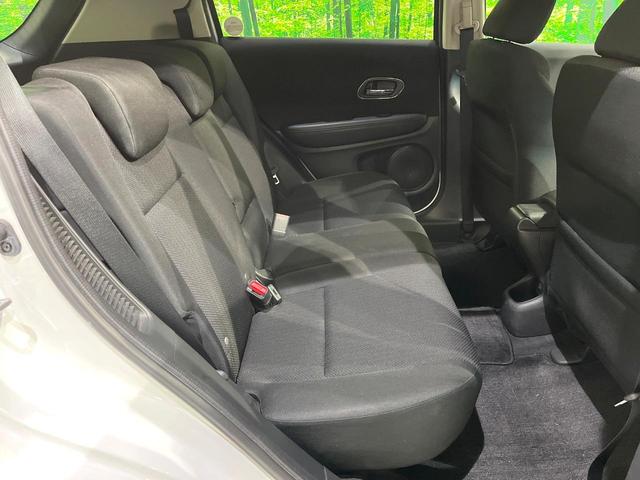 ヴェゼル ハイブリッドＸ　寒冷地仕様　純正ナビ　シティブレーキ　クルーズコントロール　シートヒーター　ＬＥＤヘッドライト　パドルシフト　革巻きステアリング　フロントフォグランプ　オートライト（11枚目）