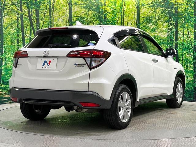 ヴェゼル ハイブリッドＸ　寒冷地仕様　純正ナビ　シティブレーキ　クルーズコントロール　シートヒーター　ＬＥＤヘッドライト　パドルシフト　革巻きステアリング　フロントフォグランプ　オートライト（18枚目）