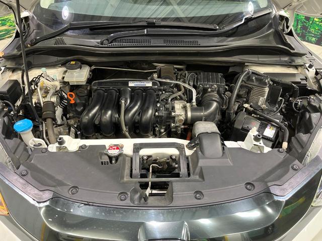 ヴェゼル ハイブリッドＸ　寒冷地仕様　純正ナビ　シティブレーキ　クルーズコントロール　シートヒーター　ＬＥＤヘッドライト　パドルシフト　革巻きステアリング　フロントフォグランプ　オートライト（19枚目）