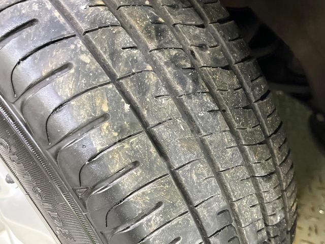 ヴェゼル ハイブリッドＸ　寒冷地仕様　純正ナビ　シティブレーキ　クルーズコントロール　シートヒーター　ＬＥＤヘッドライト　パドルシフト　革巻きステアリング　フロントフォグランプ　オートライト（27枚目）