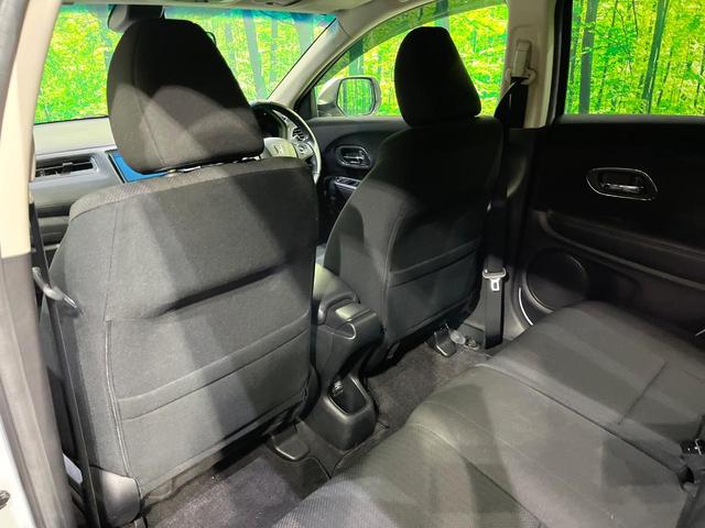 ヴェゼル ハイブリッドＸ　寒冷地仕様　純正ナビ　シティブレーキ　クルーズコントロール　シートヒーター　ＬＥＤヘッドライト　パドルシフト　革巻きステアリング　フロントフォグランプ　オートライト（42枚目）