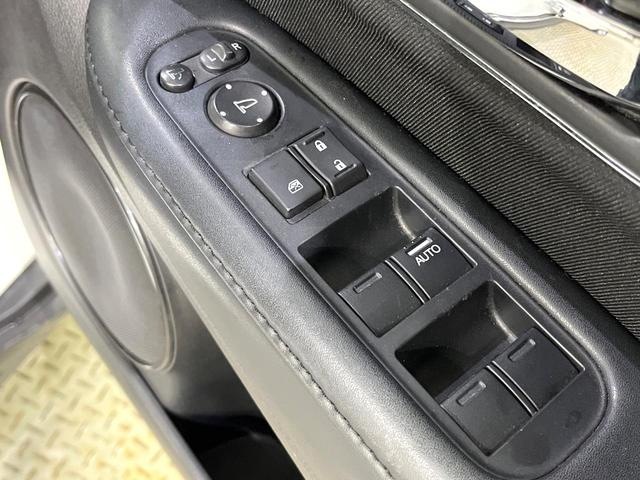 ヴェゼル ハイブリッドＸ　寒冷地仕様　純正ナビ　シティブレーキ　クルーズコントロール　シートヒーター　ＬＥＤヘッドライト　パドルシフト　革巻きステアリング　フロントフォグランプ　オートライト（62枚目）