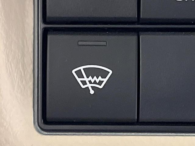 ランドクルーザープラド ＴＸ　寒冷地仕様　純正９型ナビ　トヨタセーフティセンス　レーダークルーズ　ＬＥＤヘッドライト　クリアランスソナー　オートエアコン　スマートエントリー　ＬＥＤフォグランプ（6枚目）