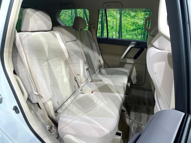 ランドクルーザープラド ＴＸ　寒冷地仕様　純正９型ナビ　トヨタセーフティセンス　レーダークルーズ　ＬＥＤヘッドライト　クリアランスソナー　オートエアコン　スマートエントリー　ＬＥＤフォグランプ（9枚目）