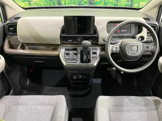 フリード エアー　８型ディスプレイオーディオ　寒冷地仕様　アダプティブクルーズ　両側電動ドア　シートヒーター　コンフォートパッケージ　オートエアコン　スマートキー　ＬＥＤヘッドライト（2枚目）