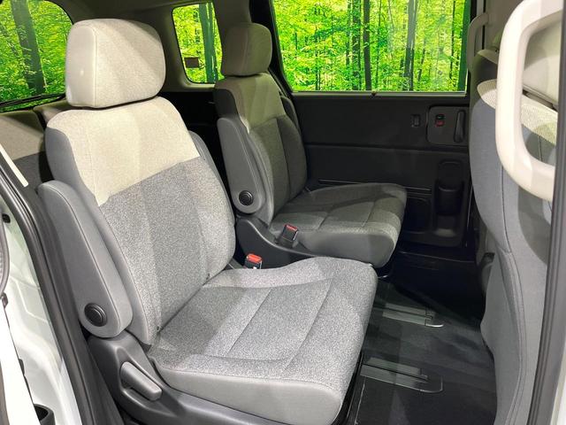 フリード エアー　８型ディスプレイオーディオ　寒冷地仕様　アダプティブクルーズ　両側電動ドア　シートヒーター　コンフォートパッケージ　オートエアコン　スマートキー　ＬＥＤヘッドライト（10枚目）