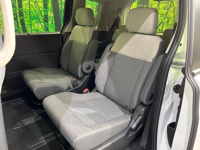 フリード エアー　８型ディスプレイオーディオ　寒冷地仕様　アダプティブクルーズ　両側電動ドア　シートヒーター　コンフォートパッケージ　オートエアコン　スマートキー　ＬＥＤヘッドライト（24枚目）