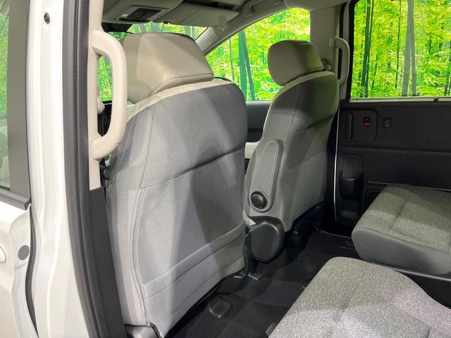 フリード エアー　８型ディスプレイオーディオ　寒冷地仕様　アダプティブクルーズ　両側電動ドア　シートヒーター　コンフォートパッケージ　オートエアコン　スマートキー　ＬＥＤヘッドライト（25枚目）