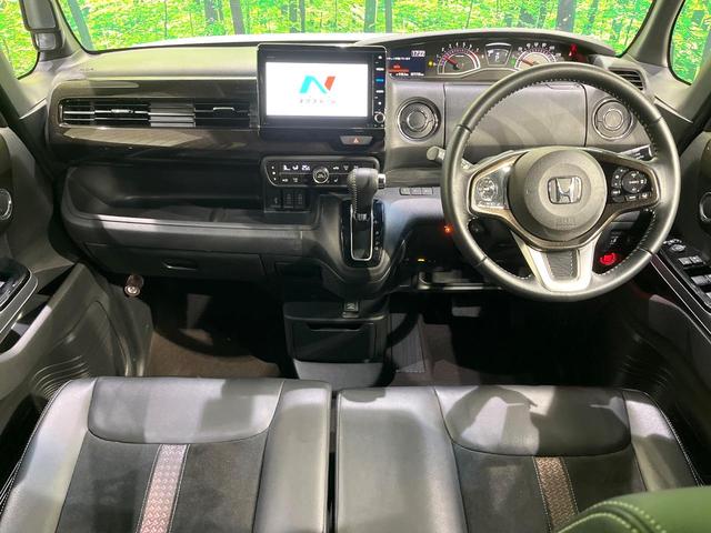 Ｎ－ＢＯＸカスタム Ｇ・Ｌターボホンダセンシング　純正９型ナビ　衝突警報装置　アダプティブクルーズ　両側電動ドア　ＬＥＤヘッドライト　シートヒーター　　ハーフレザーシート　パドルシフト　純正１５インチアルミ　革巻きステアリング（2枚目）