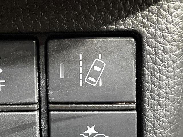 Ｎ－ＢＯＸカスタム Ｇ・Ｌターボホンダセンシング　純正９型ナビ　衝突警報装置　アダプティブクルーズ　両側電動ドア　ＬＥＤヘッドライト　シートヒーター　　ハーフレザーシート　パドルシフト　純正１５インチアルミ　革巻きステアリング（30枚目）