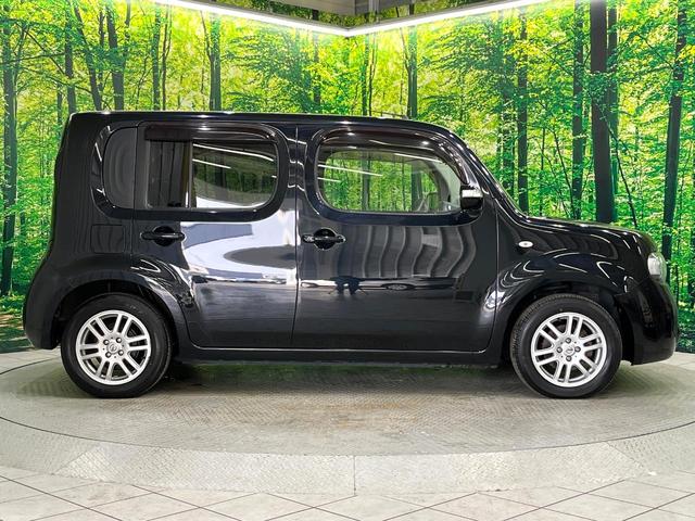 大好評を頂いておりますボディコートも好評受付中。高透明度のガラス皮膜で撥水はもちろん、上質なツヤ・光沢を実現。紫外線や酸性雨から大切な愛車を保護し、色あせ・劣化を防止。