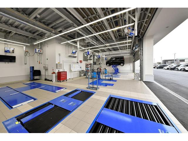 大型整備工場を完備しておりますので、ご納車後も安心です。