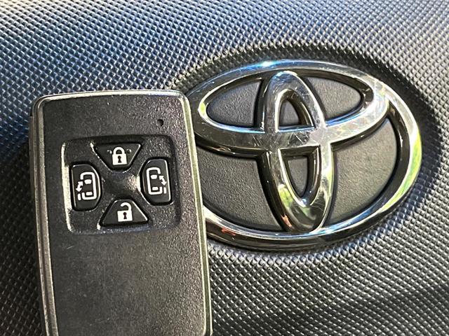 エスティマハイブリッド アエラス 純正ナビ フリップダウンモニター 両側電動スライドドア 運転席パワーシート オットマン AC100V デュアルエアコン リアクーラー バックカメラ クルーズコントロール スマートキー ETC(55枚目)