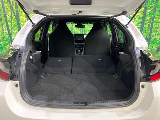 ヤリス ハイブリッドX 純正ナビ Bluetooth バックカメラ 衝突被害軽減システム レーダークルーズ コーナーセンサー スマートキー LEDヘッドライト ビルトインETC オートハイビーム オートライト オートエアコン(11枚目)