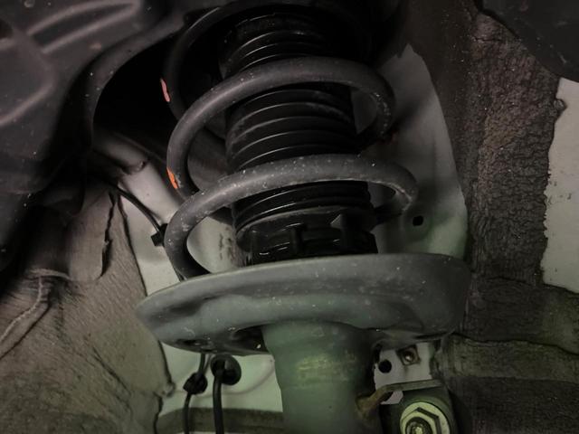 ヤリス ハイブリッドX 純正ナビ Bluetooth バックカメラ 衝突被害軽減システム レーダークルーズ コーナーセンサー スマートキー LEDヘッドライト ビルトインETC オートハイビーム オートライト オートエアコン(20枚目)