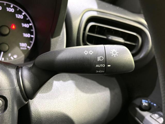 ヤリス ハイブリッドX 純正ナビ Bluetooth バックカメラ 衝突被害軽減システム レーダークルーズ コーナーセンサー スマートキー LEDヘッドライト ビルトインETC オートハイビーム オートライト オートエアコン(48枚目)