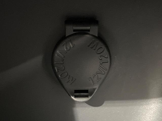 ヤリス ハイブリッドX 純正ナビ Bluetooth バックカメラ 衝突被害軽減システム レーダークルーズ コーナーセンサー スマートキー LEDヘッドライト ビルトインETC オートハイビーム オートライト オートエアコン(60枚目)