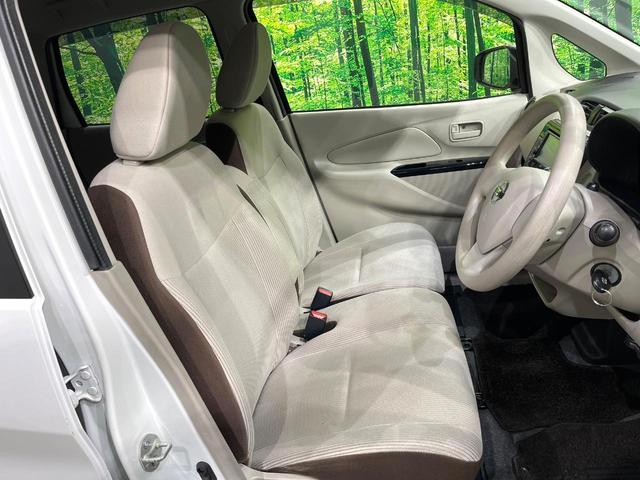 デイズ Ｓ　純正ＳＤナビ　バックカメラ　シートヒーター　スマートキー　ＥＴＣ　純正１４インチアルミ　アイドリングストップ　Ｂｌｕｅｔｏｏｔｈ　ＣＤ／ＤＶＤ再生　フルセグＴＶ（10枚目）