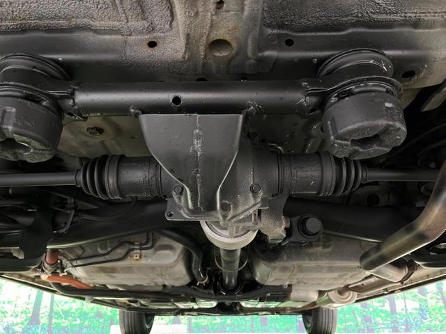 フィット ｅ：ＨＥＶホーム　ホンダセンシング　アダプティブクルーズ　クリアランスソナー　オートハイビーム　ＬＥＤヘッド　オートライト　寒冷地仕様　カロッツェリアナビ　バックカメラ　スマートキー（20枚目）