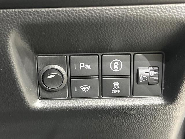 フィット ｅ：ＨＥＶホーム　ホンダセンシング　アダプティブクルーズ　クリアランスソナー　オートハイビーム　ＬＥＤヘッド　オートライト　寒冷地仕様　カロッツェリアナビ　バックカメラ　スマートキー（58枚目）