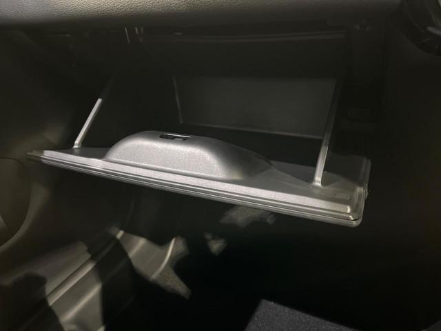 フィット ｅ：ＨＥＶホーム　ホンダセンシング　アダプティブクルーズ　クリアランスソナー　オートハイビーム　ＬＥＤヘッド　オートライト　寒冷地仕様　カロッツェリアナビ　バックカメラ　スマートキー（67枚目）