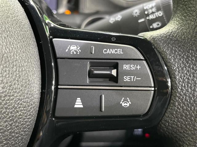 N-BOXカスタム ベースグレード 両側電動スライド ホンダセンシング 車線逸脱警報 誤発進抑制 アダプティブクルーズ コーナーセンサー オートハイビーム LEDヘッド オートライト 前席シートヒーター オートエアコン スマートキー(4枚目)