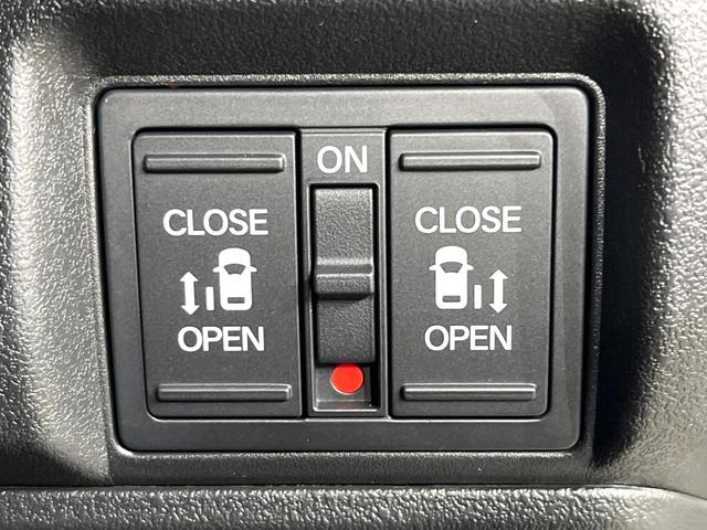 N-BOXカスタム ベースグレード 両側電動スライド ホンダセンシング 車線逸脱警報 誤発進抑制 アダプティブクルーズ コーナーセンサー オートハイビーム LEDヘッド オートライト 前席シートヒーター オートエアコン スマートキー(5枚目)