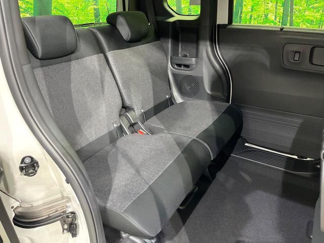 N-BOXカスタム ベースグレード 両側電動スライド ホンダセンシング 車線逸脱警報 誤発進抑制 アダプティブクルーズ コーナーセンサー オートハイビーム LEDヘッド オートライト 前席シートヒーター オートエアコン スマートキー(9枚目)